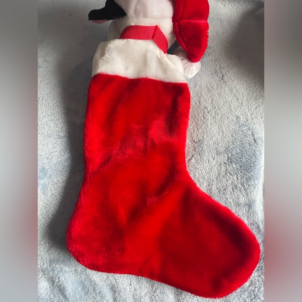Disney Red 101 Dalmatians Plush Stocking - Picture 10 of 10